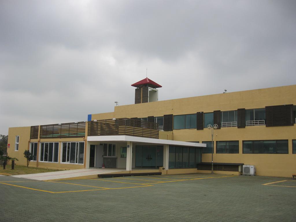 Geomunoreum Hostel Чеджудо Экстерьер фото